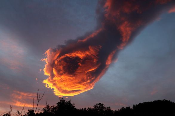 Странное «огненное облако»