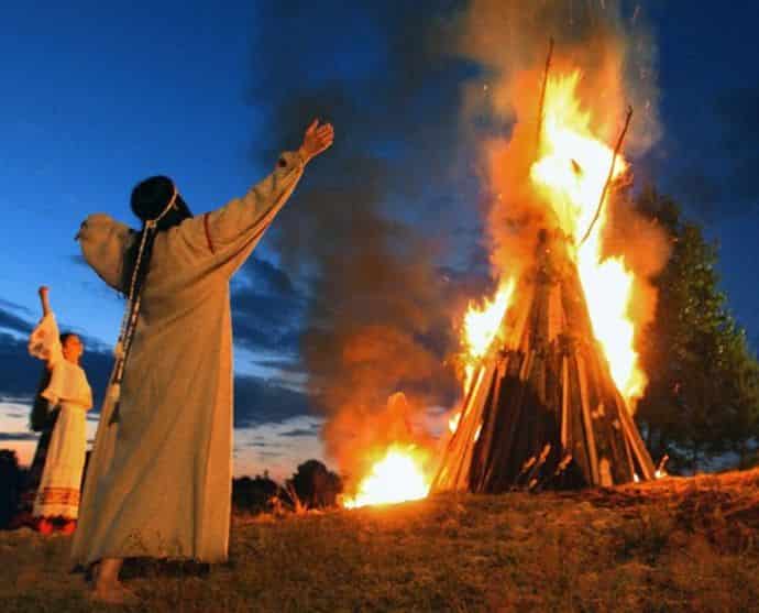 Ритуальный огонь - от праславян до современности