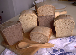 Бездрожжевой квасной хлеб своими руками по бабушкиным рецептам.